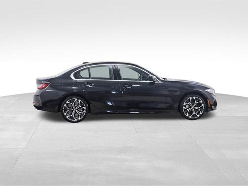 2026 BMW 330 xDrive NA