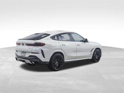 2024 BMW X6 xDrive40i