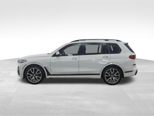 2021 BMW X7 M50i