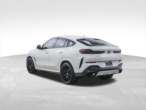 2023 BMW X6 xDrive40i