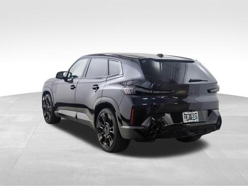 2024 BMW XM Base
