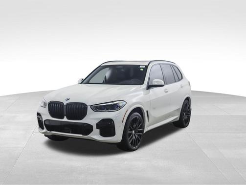 2022 BMW X5 M50i