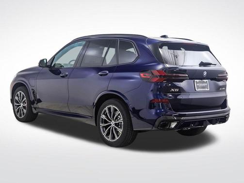 Tanzanite Blue II Metallic 2026 BMW X5 PHEV xDrive50e