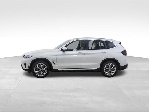 Mineral White Metallic 2023 BMW X3 xDrive30i