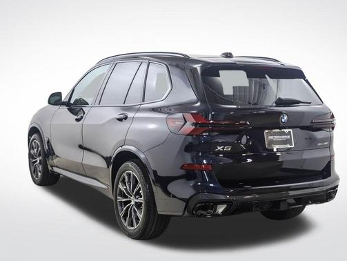 Carbon Black Metallic 2026 BMW X5 xDrive40i