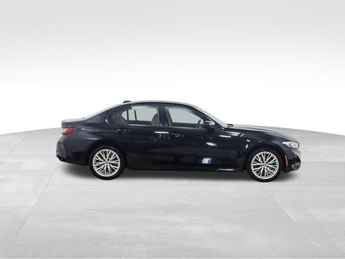 2023 BMW 330 xDrive