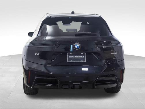 2026 BMW iX xDrive45