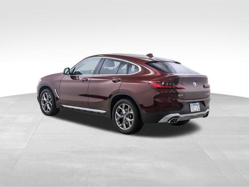 2023 BMW X4 xDrive30i