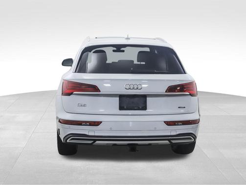 2021 Audi Q5 45 Prestige