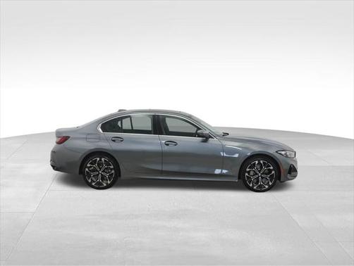 2025 BMW 330 i xDrive