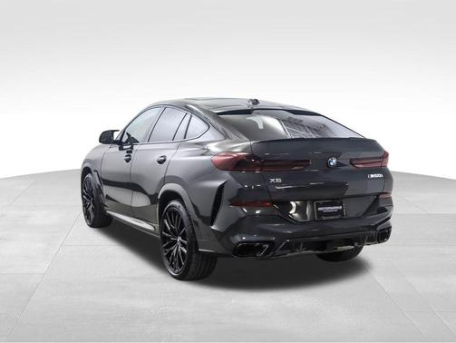 2026 BMW X6 M60i