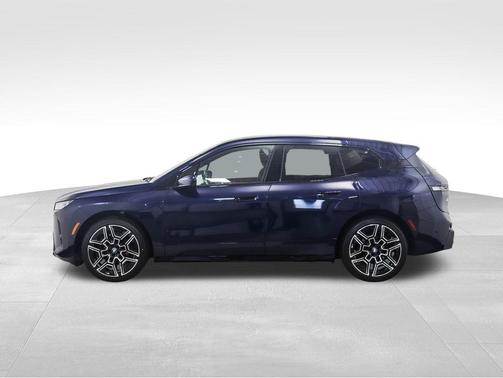 2026 BMW iX xDrive60