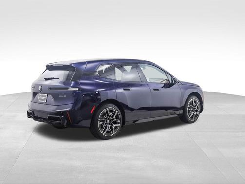 2026 BMW iX xDrive60