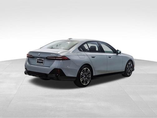 2026 BMW 530 i xDrive