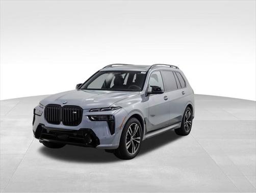 2025 BMW X7 M60i