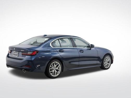 Arctic Race Blue Metallic 2026 BMW 330 xDrive NA