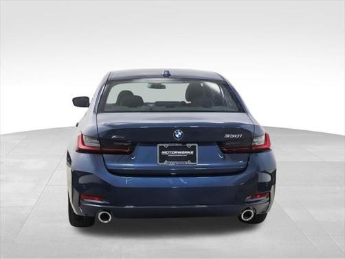 2025 BMW 330 i xDrive