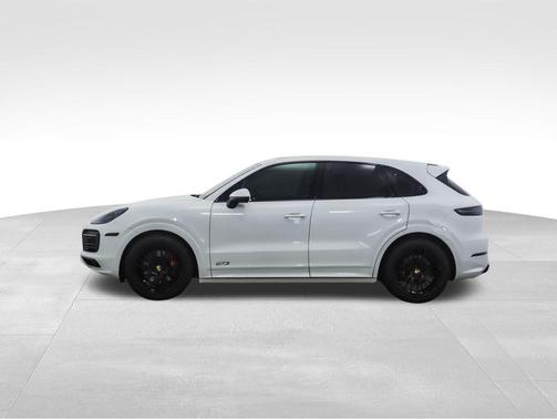 White 2022 Porsche Cayenne GTS
