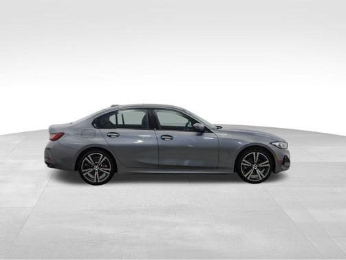 2023 BMW 330 xDrive