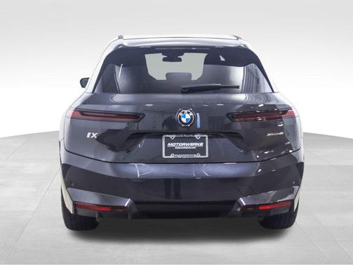 2026 BMW iX xDrive45