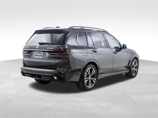 Dravit Grey Metallic 2026 BMW X7 xDrive40i