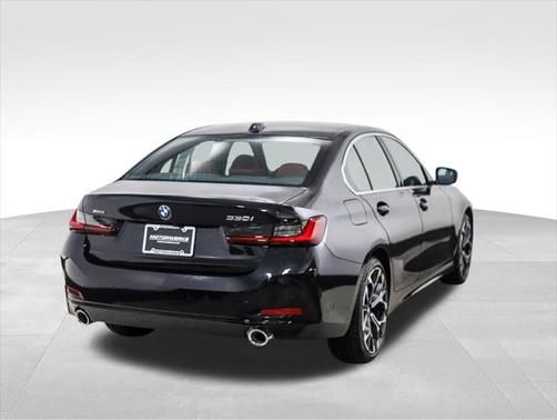 2025 BMW 330 i xDrive