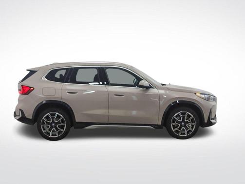 Dune Grey Metallic 2026 BMW X1 xDrive28i