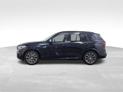 2021 BMW X5 M50i
