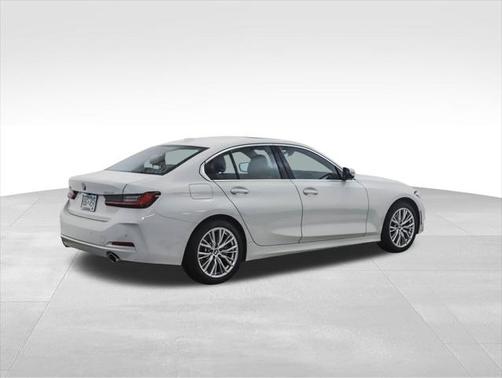 2023 BMW 330 xDrive