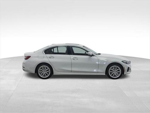 2023 BMW 330 xDrive