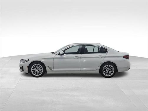 2022 BMW 530 i xDrive