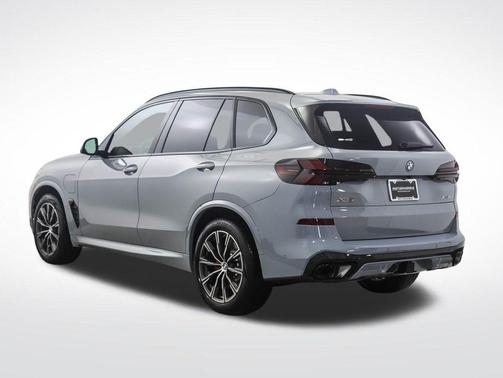 Brooklyn Grey Metallic 2026 BMW X5 PHEV xDrive50e