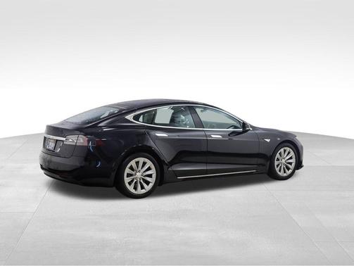 2016 Tesla Model S 75D