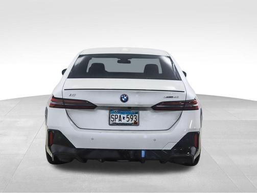 2026 BMW i5 xDrive40