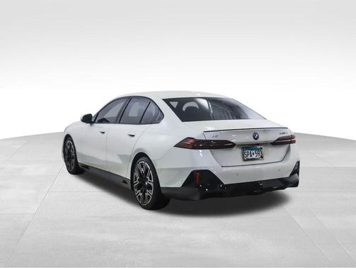 2026 BMW i5 xDrive40