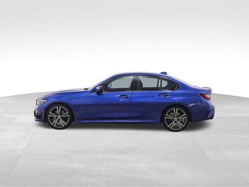 2022 BMW 330 xDrive