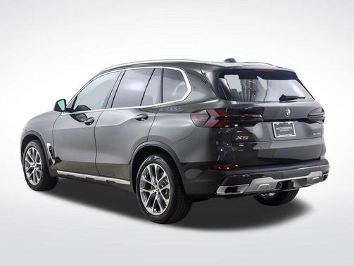 Dravit Grey Metallic 2026 BMW X5 xDrive40i