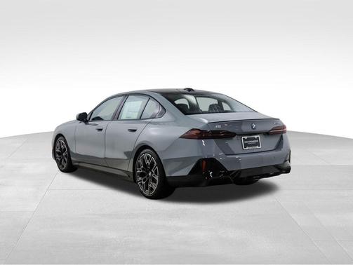 2026 BMW i5 xDrive40