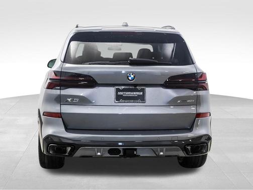 Skyscraper Grey Metallic 2026 BMW X5 xDrive40i