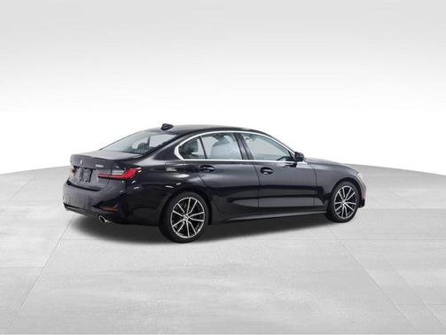 2019 BMW 330 xDrive
