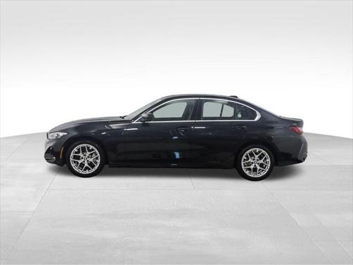 2025 BMW 330 i xDrive