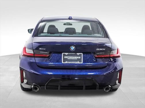 2025 BMW 330 i xDrive