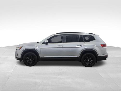 2023 Volkswagen Atlas 2.0T SE w/Technology 4MOTION