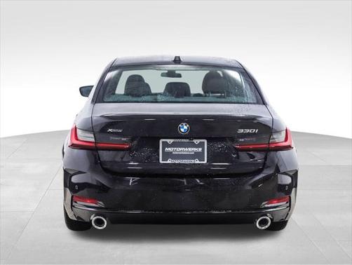 2025 BMW 330 i xDrive