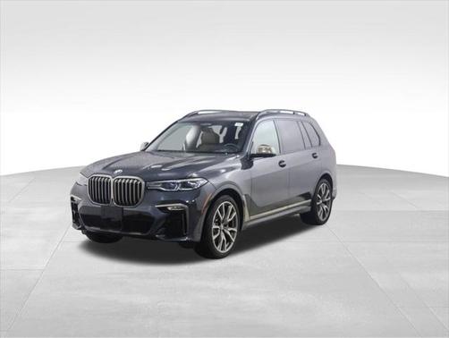2022 BMW X7 M50i