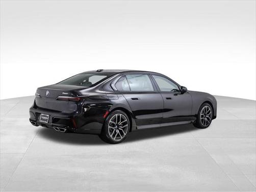 2024 BMW 760 i xDrive