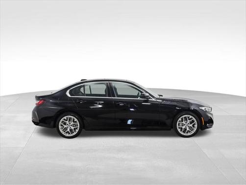 2025 BMW 330 i xDrive