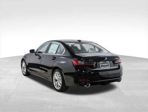 2025 BMW 330 i xDrive