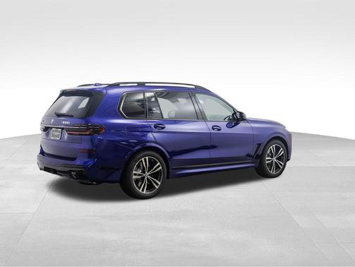 2026 BMW X7 M60i