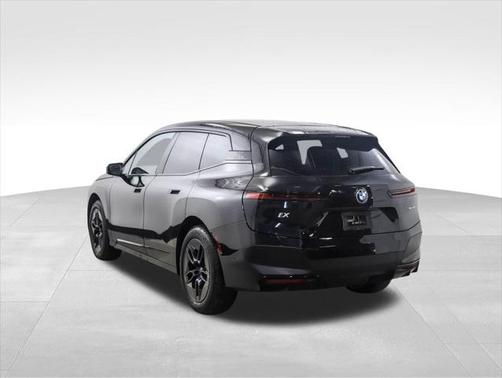 2025 BMW iX xDrive50